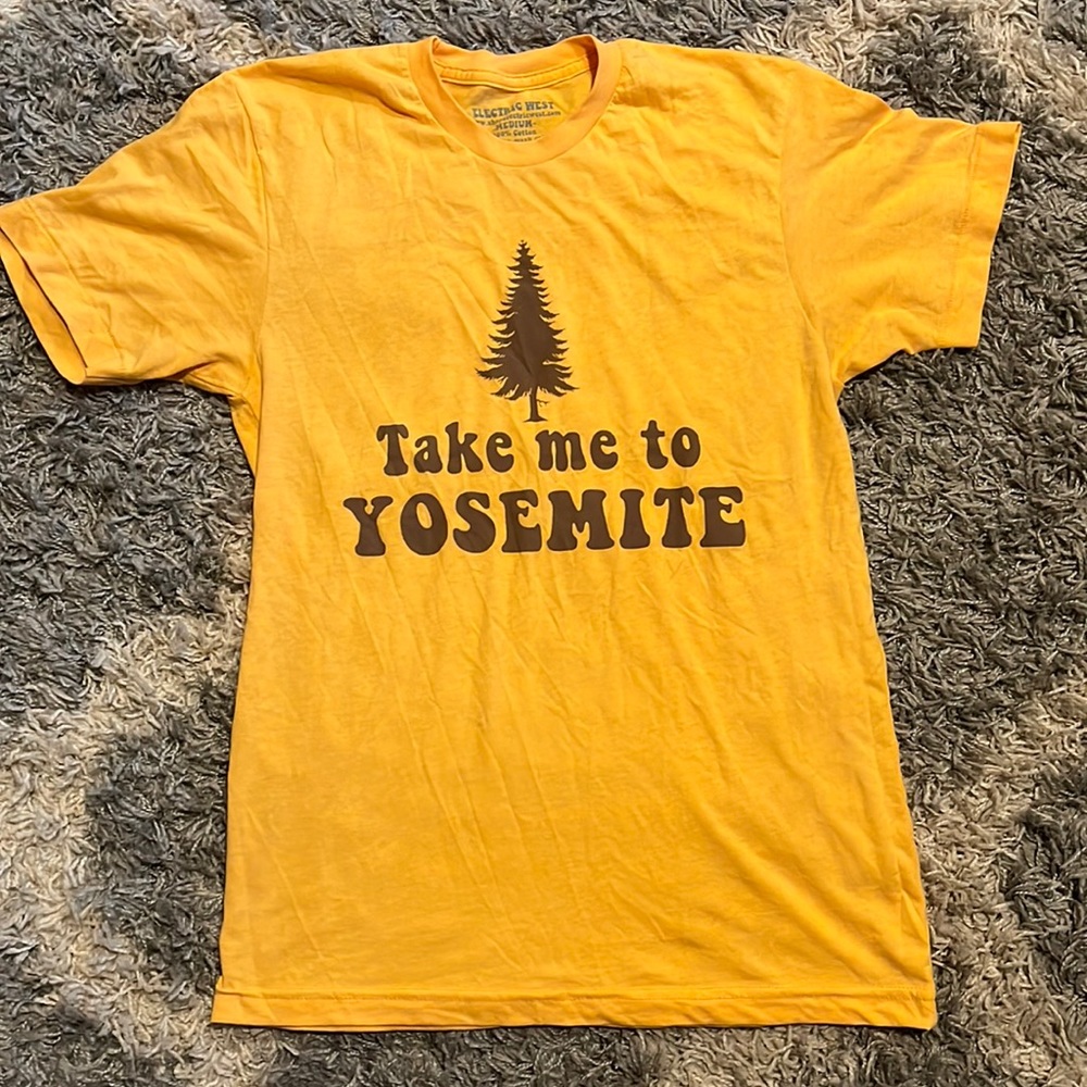 Retro Style Electric West T-shirt